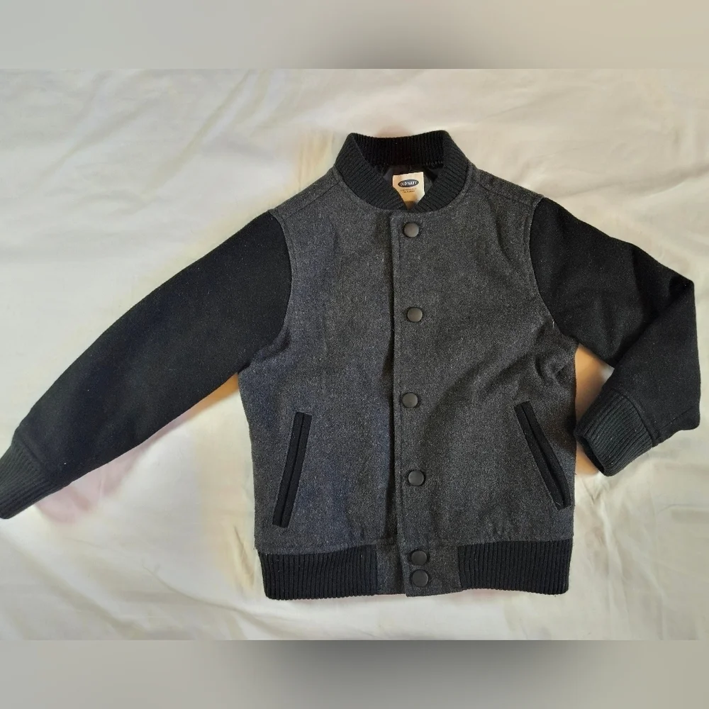 Old Navy Boys Black And Gray Snap Front Wool Blend Varsity Jackst Size 5 XS